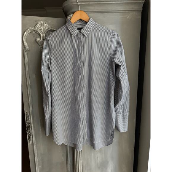 J.Crew Striped Button Down Shirt Navy Blue White Sz 6 Oversized Boyfriend Preppy - Picture 2 of 14